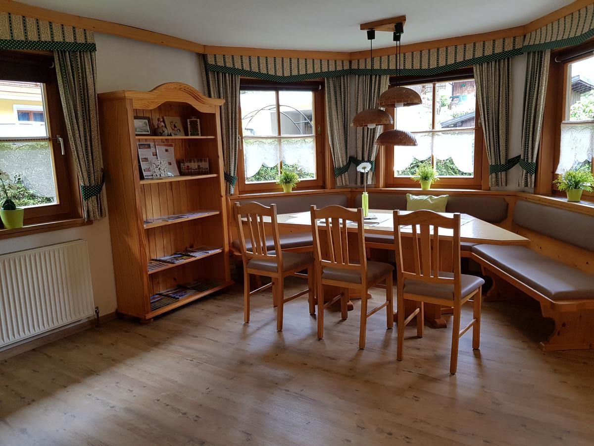 Ferienwohnung Langwallner グロースアルル エクステリア 写真