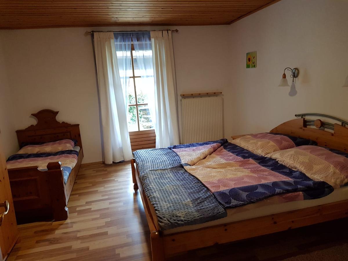 Ferienwohnung Langwallner グロースアルル エクステリア 写真